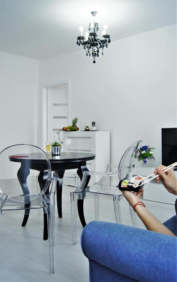 Przestronny Apartament Contento- Wroclaw Centrum Apartment Exterior foto